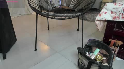 briana online show from 01/13/25, 10:47