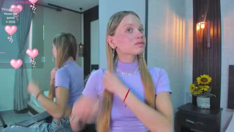 Briana online show from 10/30/25, 03:24