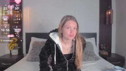 Briana online show from 11/14/25, 02:49