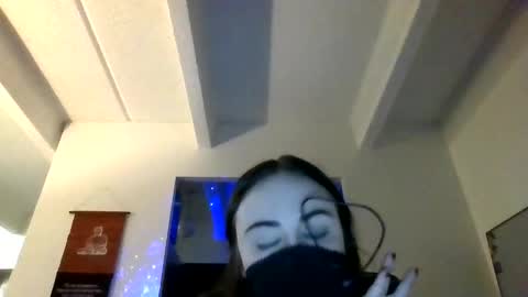 Snapshot of briannabills chatting on 03/09/25, 01:46 Brianna Bills online show from 03/09/25, 01:46