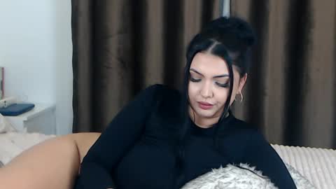 Snapshot of briannabk chatting on 01/07/25, 09:35 briannabk online show from 01/07/25, 09:35