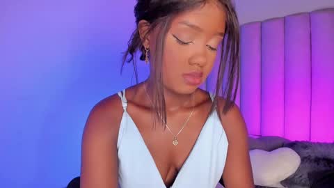 brianna online show from 02/12/25, 02:32