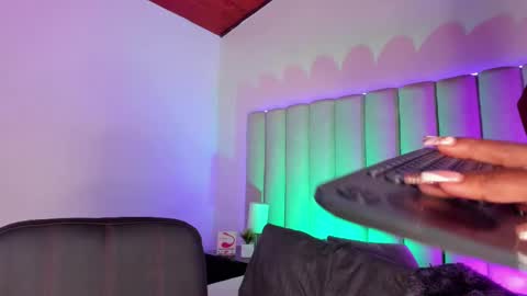 brianna online show from 02/20/25, 05:40