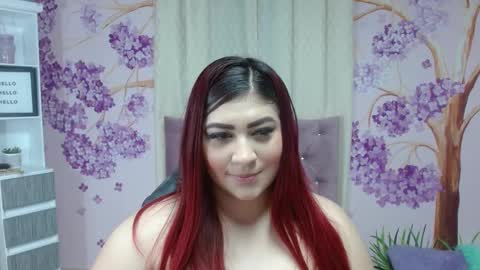 Snapshot of briathomas chatting on 02/26/25, 05:42 DAYANNA online show from 02/26/25, 05:42