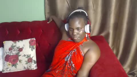 Snapshot of brightebony chatting on 01/02/25, 07:51 Bright online show from 01/02/25, 07:51
