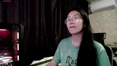 Snapshot of brightssmiles chatting on 02/13/25, 07:03 Aisha online show from 02/13/25, 07:03