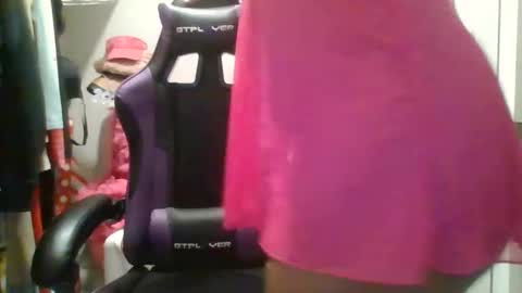 Snapshot of briny2021 chatting on 02/15/25, 07:27 Briny online show from 02/15/25, 07:27