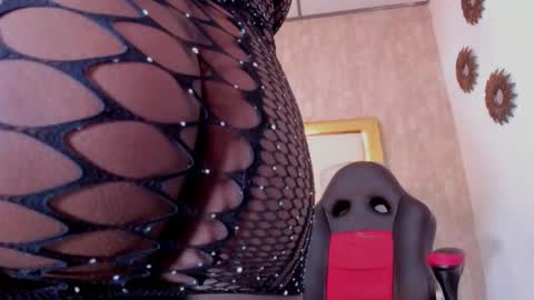 Britany jhonson online show from 10/23/25, 10:19