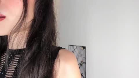 Snapshot of britany__lenox chatting on 09/19/25, 02:46 britany lenox online show from 09/19/25, 02:46
