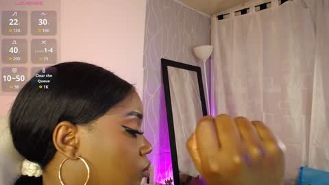 Snapshot of britanymooree chatting on 01/14/25, 01:15 Britany online show from 01/14/25, 01:15