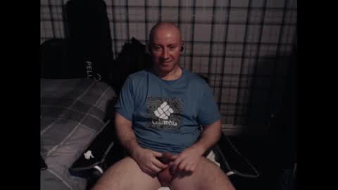 Snapshot of britguy_uk chatting on 01/15/25, 01:45 Lemee Joinyuu online show from 01/15/25, 01:45