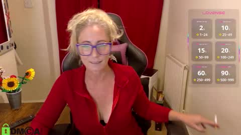 Snapshot of britishladya chatting on 09/11/25, 09:15 Lady Annabelle Montgomery online show from 09/11/25, 09:15