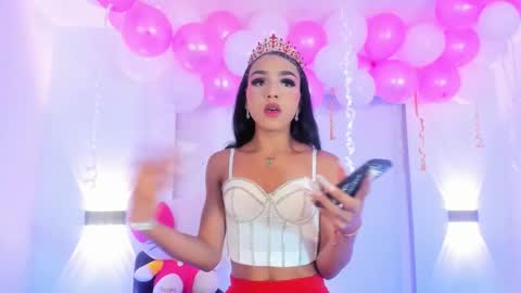 Brittany online show from 11/12/25, 07:31