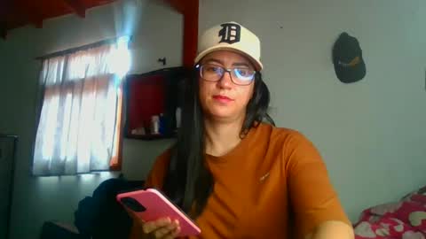 Snapshot of brittanycheekss chatting on 02/07/25, 04:56 brittanycheeks1 online show from 02/07/25, 04:56