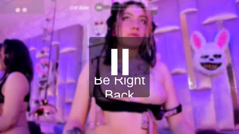 Snapshot of broklin_white23 chatting on 02/28/25, 04:42 online show from 02/28/25, 04:42