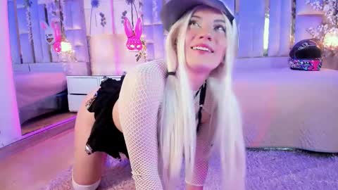 Snapshot of broklin_white23 chatting on 09/14/25, 12:48 online show from 09/14/25, 12:48