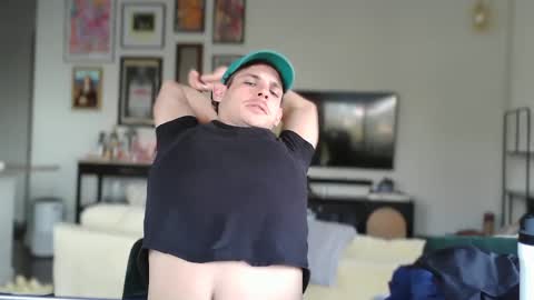 Snapshot of bronextdoorcollin chatting on 10/08/25, 07:11 collinnextdoor online show from 10/08/25, 07:11