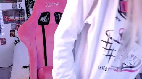 Martha online show from 10/25/25, 10:34