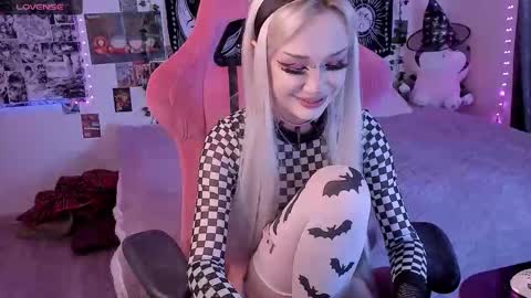 Martha online show from 11/02/25, 09:33