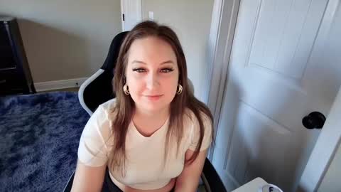 Snapshot of brookebee27 chatting on 03/02/25, 09:01 brookebee online show from 03/02/25, 09:01