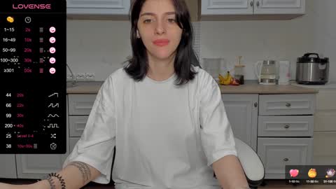Snapshot of broosnica1 chatting on 12/21/24, 10:28 broosnica1 online show from 12/21/24, 10:28
