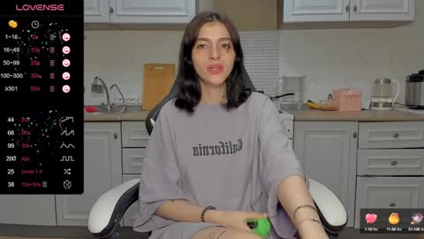 Snapshot of broosnica1 chatting on 01/27/25, 01:19 broosnica1 online show from 01/27/25, 01:19