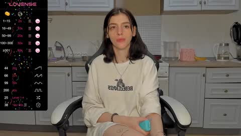 Snapshot of broosnica1 chatting on 02/04/25, 12:44 broosnica1 online show from 02/04/25, 12:44