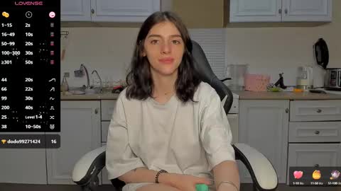 Snapshot of broosnica1 chatting on 02/21/25, 05:31 broosnica1 online show from 02/21/25, 05:31