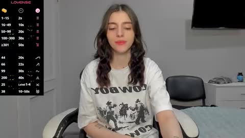 broosnica1 online show from 11/19/25, 07:19