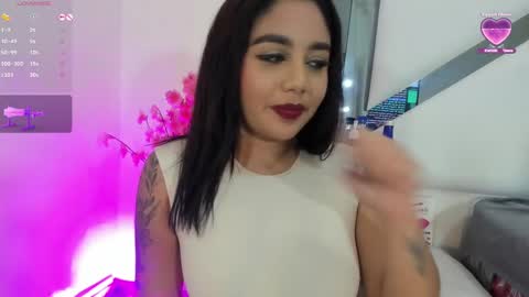 Snapshot of browch chatting on 12/05/24, 08:00 valentina online show from 12/05/24, 08:00