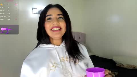 Snapshot of browch chatting on 02/05/25, 08:00 valentina online show from 02/05/25, 08:00