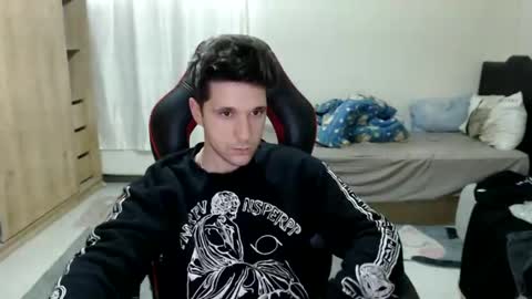 Snapshot of brownhaiir chatting on 12/03/24, 12:06 brownhaiir online show from 12/03/24, 12:06