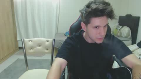 Snapshot of brownhaiir chatting on 01/26/25, 11:39 brownhaiir online show from 01/26/25, 11:39