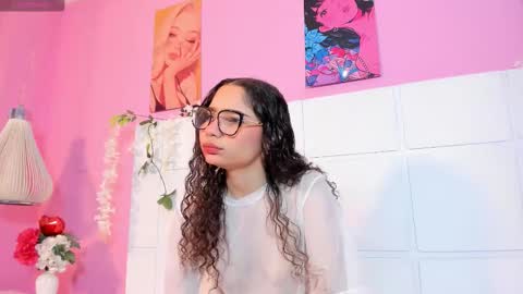 Snapshot of brownmaia1 chatting on 10/04/25, 12:58 brownmaia1 online show from 10/04/25, 12:58