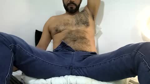 Snapshot of bruce_bigg chatting on 02/07/25, 07:06 Bruce online show from 02/07/25, 07:06