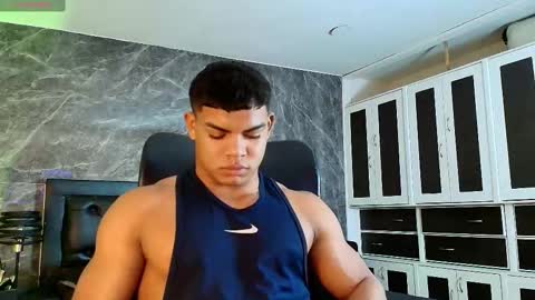 bruce_stroud online show from 11/11/25, 03:17