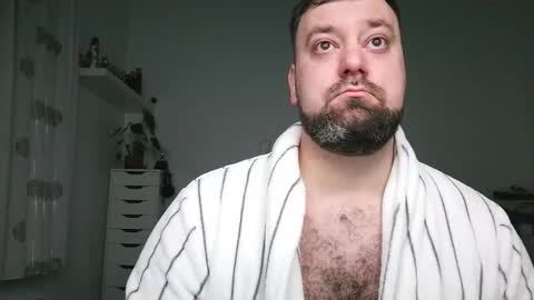 Bruce online show from 10/23/25, 08:51