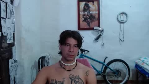 Snapshot of brucewayne1_ chatting on 10/15/25, 06:30 brucewayne1_ online show from 10/15/25, 06:30