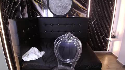 Bruja SCarlata online show from 10/06/25, 10:12