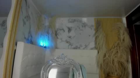 Bruja SCarlata online show from 10/08/25, 10:13