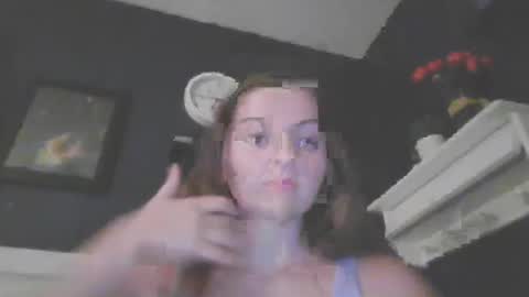 brunettebaby040 online show from 10/19/25, 06:03