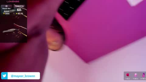 Snapshot of brunna_brownn chatting on 03/10/25, 03:20 Brunna online show from 03/10/25, 03:20