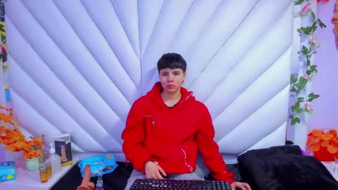 Snapshot of bruno_cruz chatting on 10/31/25, 02:34 Bruno Cruz online show from 10/31/25, 02:34