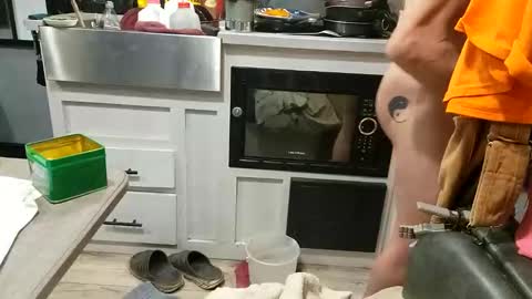 Steve... aka SkinnieDippin aka TimberTramp online show from 10/30/25, 06:04