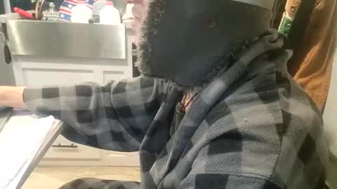 Steve... aka SkinnieDippin aka TimberTramp online show from 11/16/25, 07:52