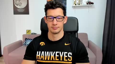 Brutus K online show from 11/16/25, 08:31