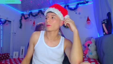 Snapshot of bryam_hot chatting on 12/21/24, 03:25 BRYAM INDEPENDENT MODEL online show from 12/21/24, 03:25