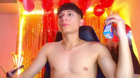 Snapshot of bryam_hot chatting on 09/23/25, 09:51 BRYAM INDEPENDENT MODEL online show from 09/23/25, 09:51
