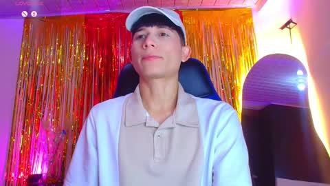 Snapshot of bryam_hot chatting on 10/04/25, 01:31 BRYAM INDEPENDENT MODEL online show from 10/04/25, 01:31