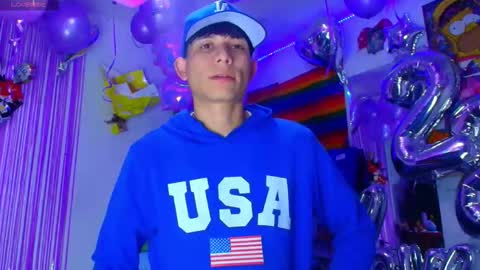 Snapshot of bryam_hot chatting on 10/14/25, 11:05 BRYAM INDEPENDENT MODEL online show from 10/14/25, 11:05
